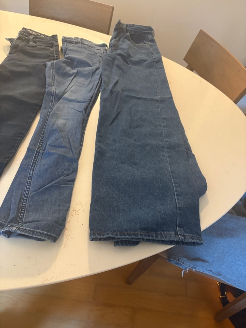 Women’s  Skinny Fit Jeans in Blue - Versatile Everyday Style - Picture 3 of 3